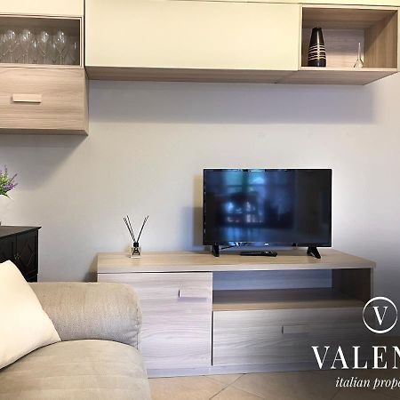 Altopascio Valente Properties Casa Con Giardino Bagian luar foto